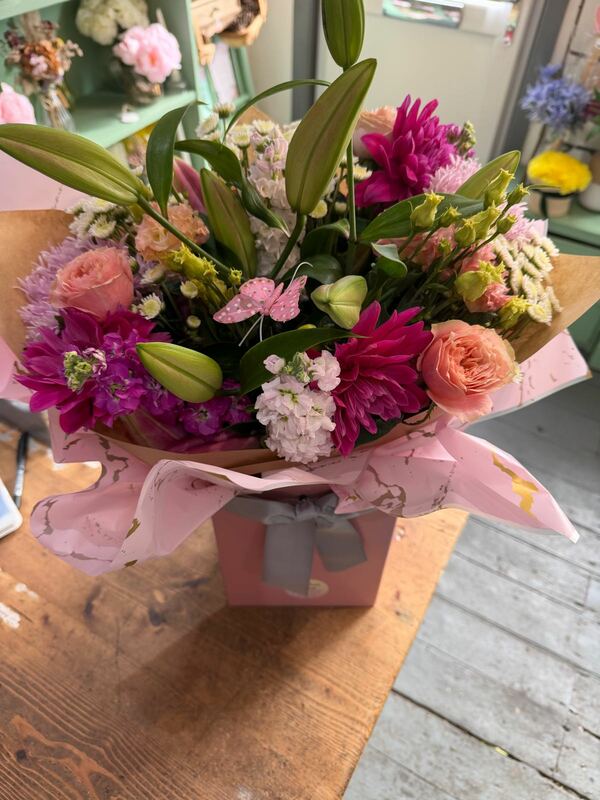 Flowers delivered to customer