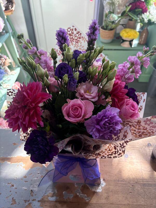 Flowers delivered to customer