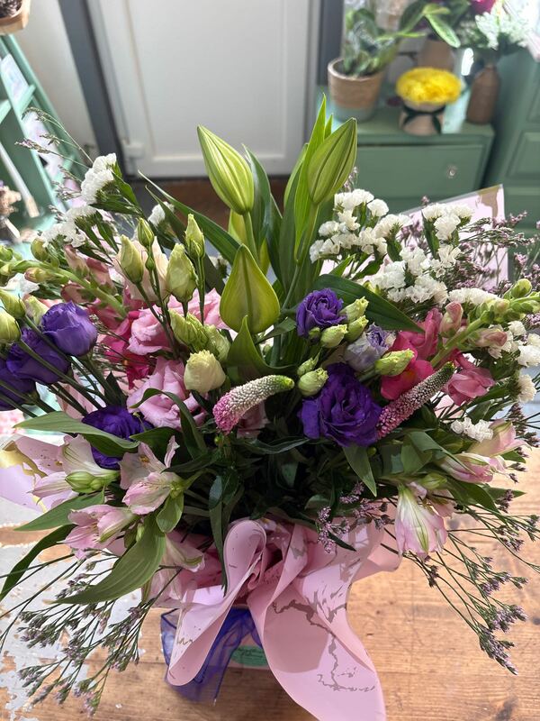 Flowers delivered to customer