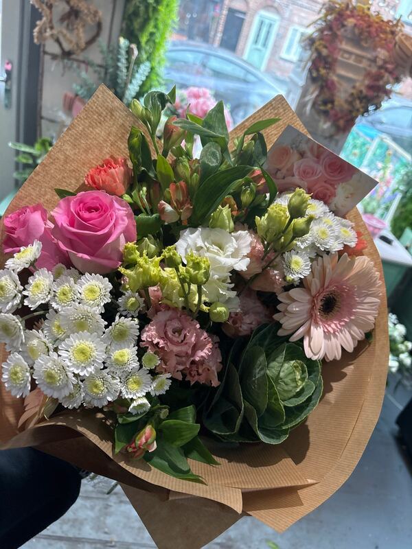 Flowers delivered to customer