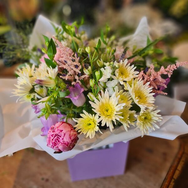 Flowers delivered to customer