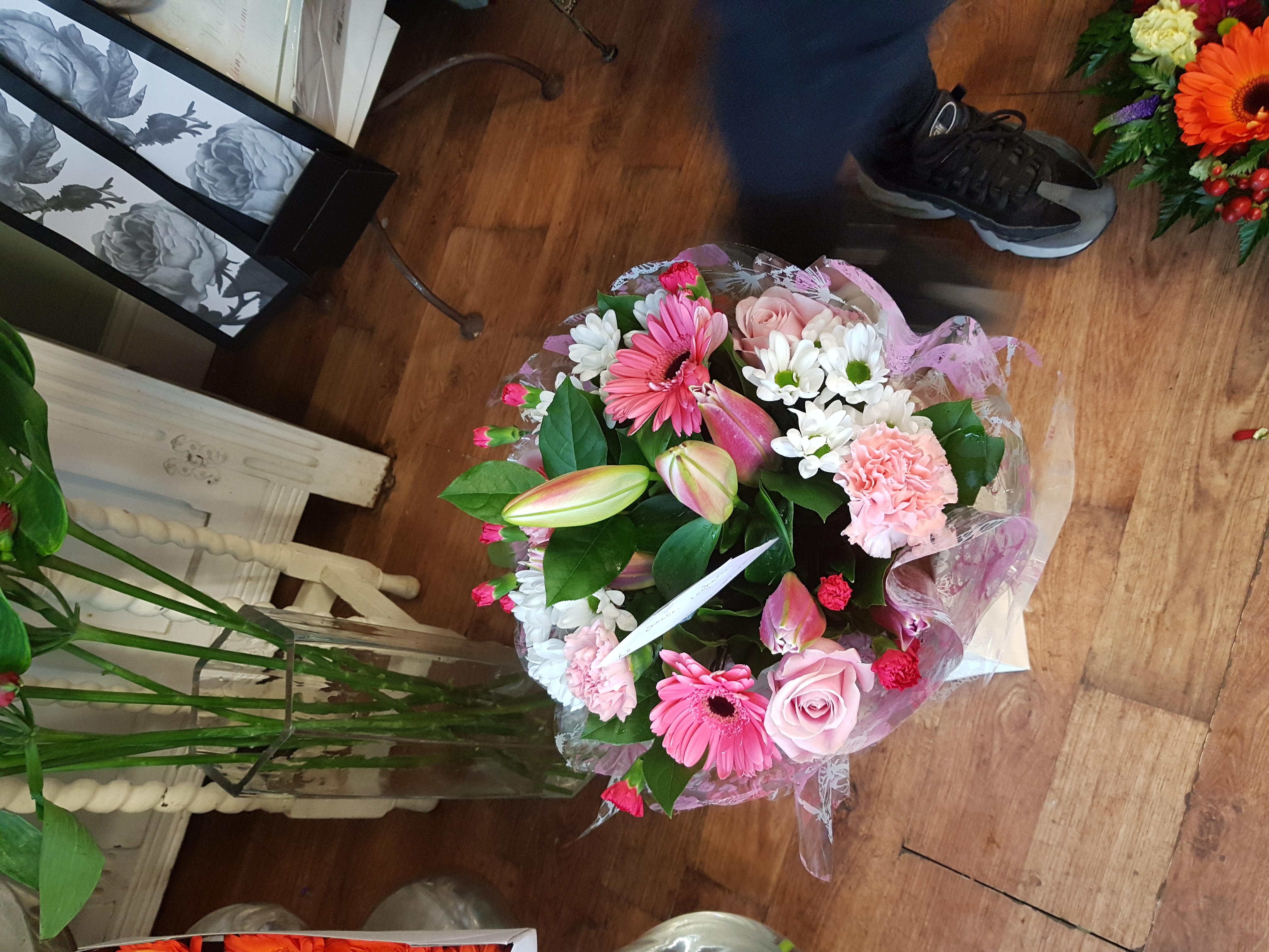 Flowers delivered to customer