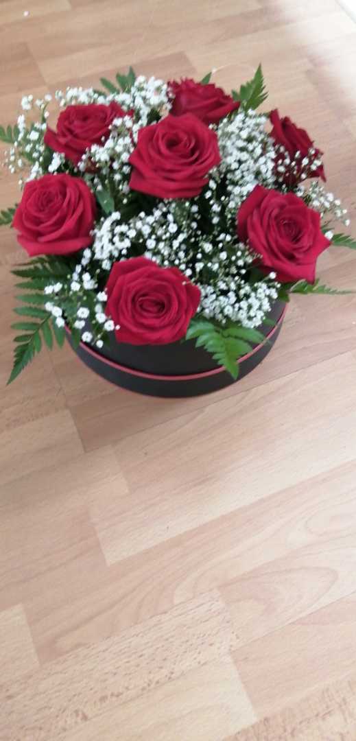Flowers delivered to customer