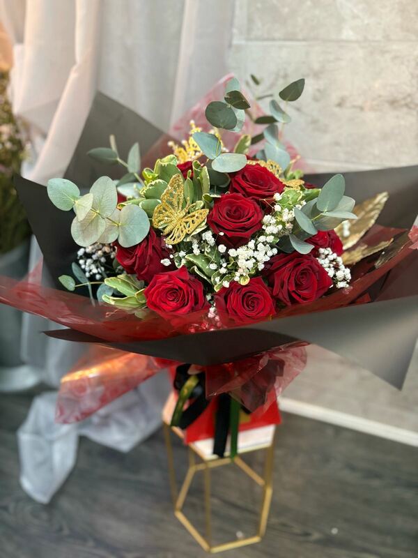 Flowers delivered to customer