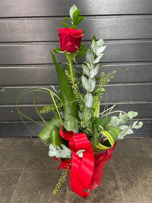 Flowers delivered to customer