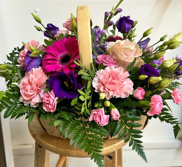 Flowers delivered to customer