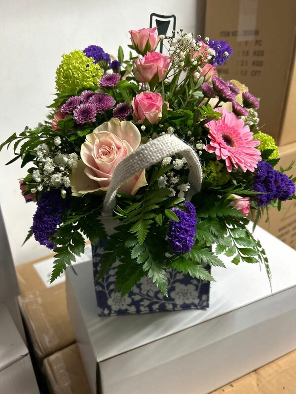 Flowers delivered to customer