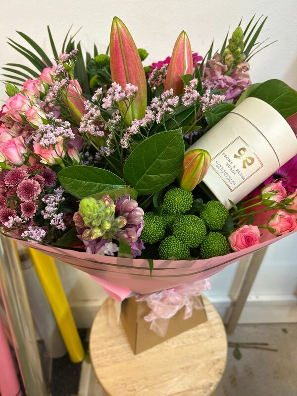 Flowers delivered to customer