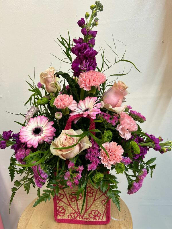 Flowers delivered to customer