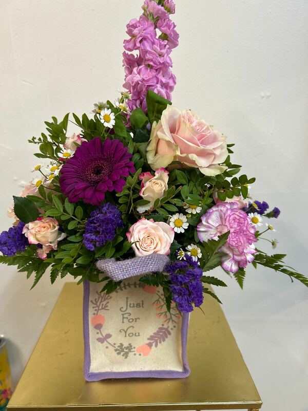 Flowers delivered to customer