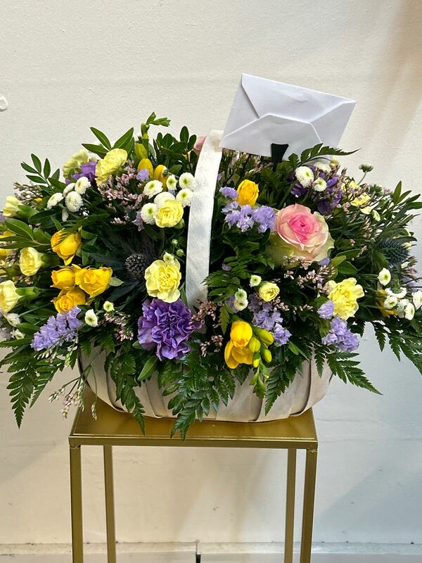 Flowers delivered to customer