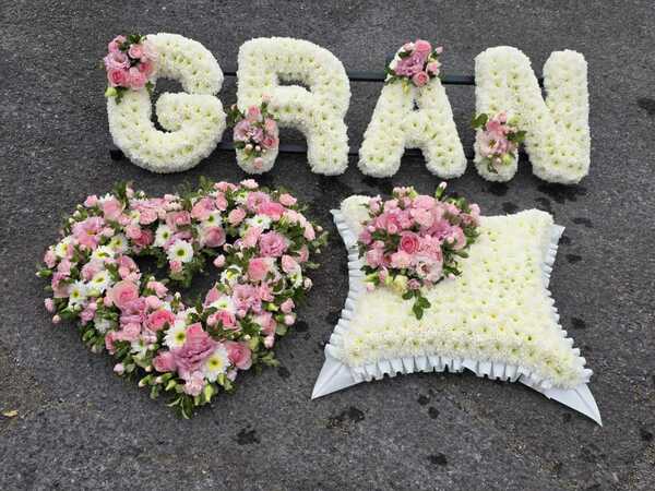 Flowers delivered to customer