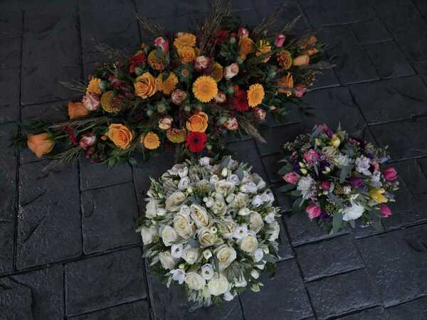 Flowers delivered to customer