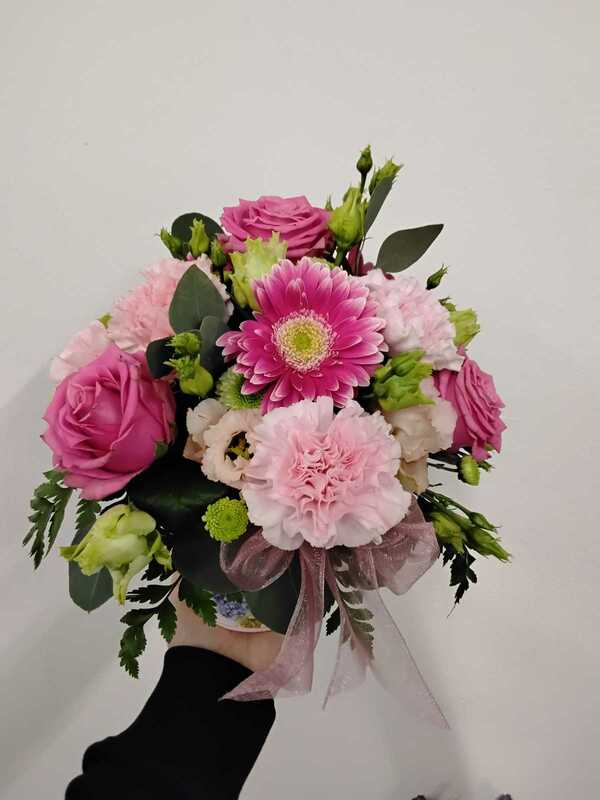 Flowers delivered to customer