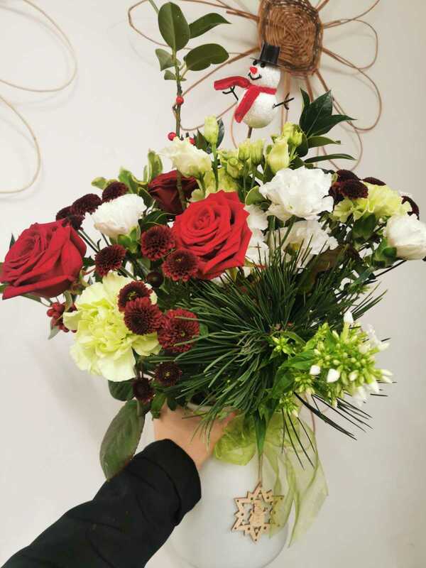 Flowers delivered to customer