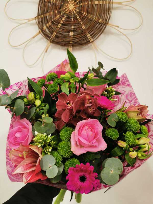 Flowers delivered to customer