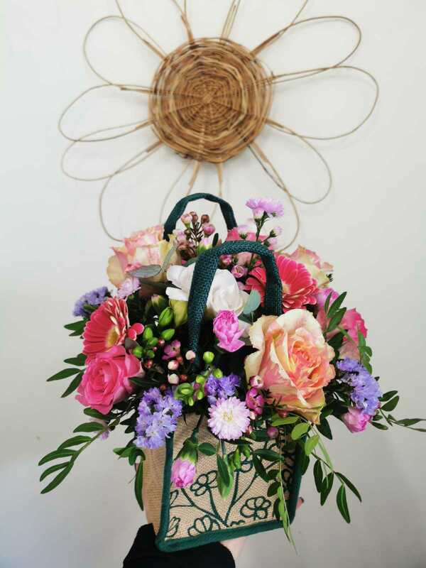 Flowers delivered to customer