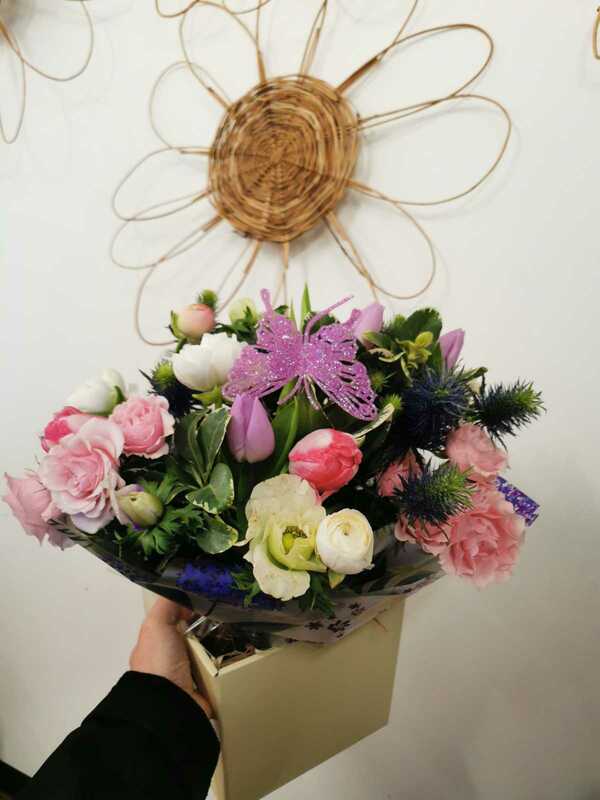 Flowers delivered to customer