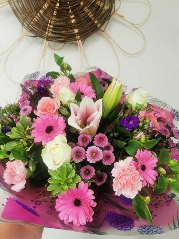 Flowers delivered to customer