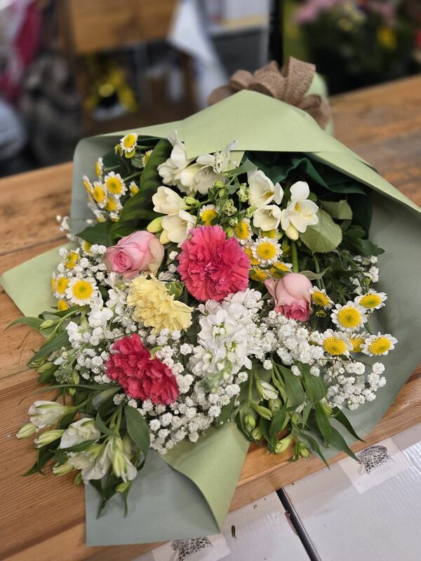 Flowers delivered to customer