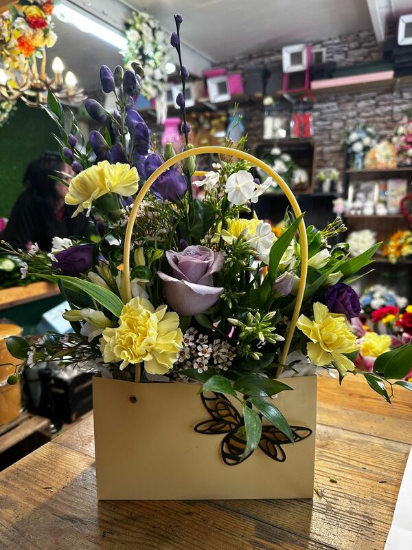 Flowers delivered to customer
