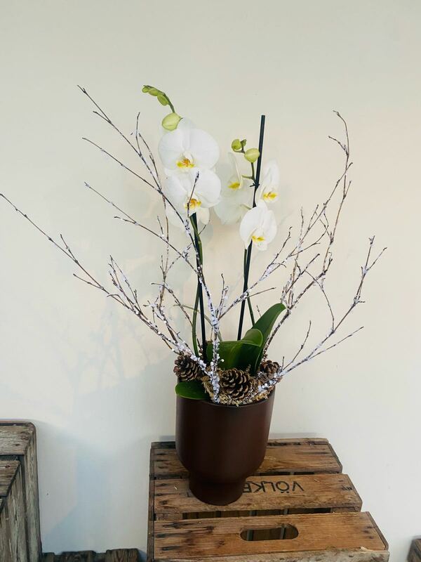 Flowers delivered to customer