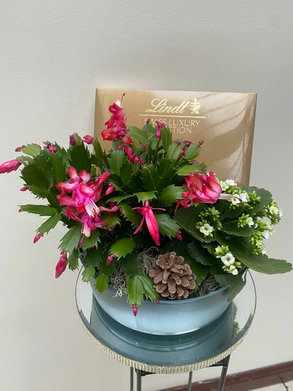 Flowers delivered to customer