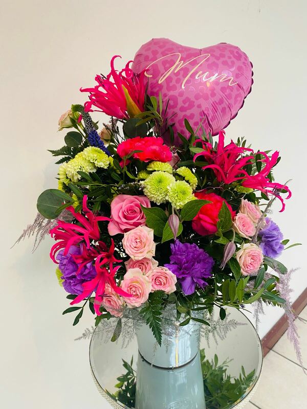 Flowers delivered to customer