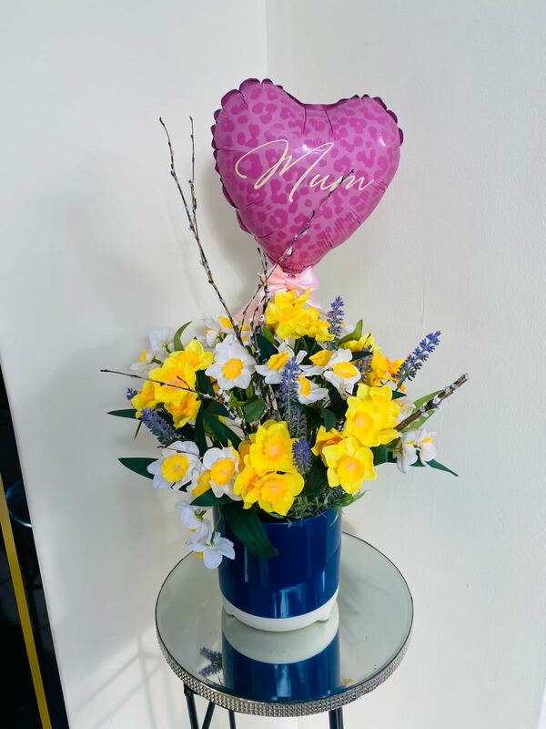 Flowers delivered to customer