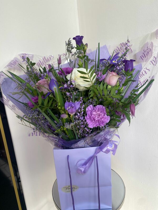 Flowers delivered to customer