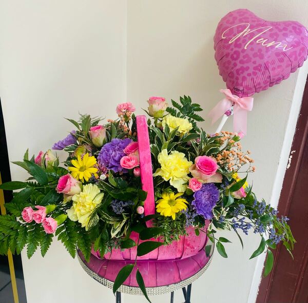 Flowers delivered to customer
