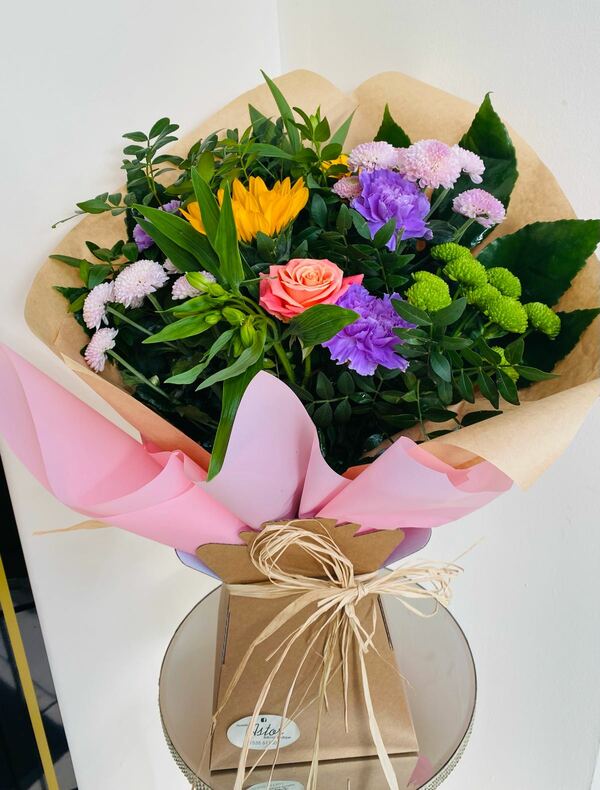 Flowers delivered to customer