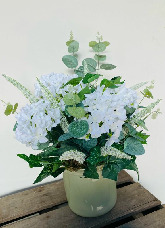 Flowers delivered to customer