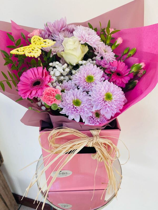 Flowers delivered to customer