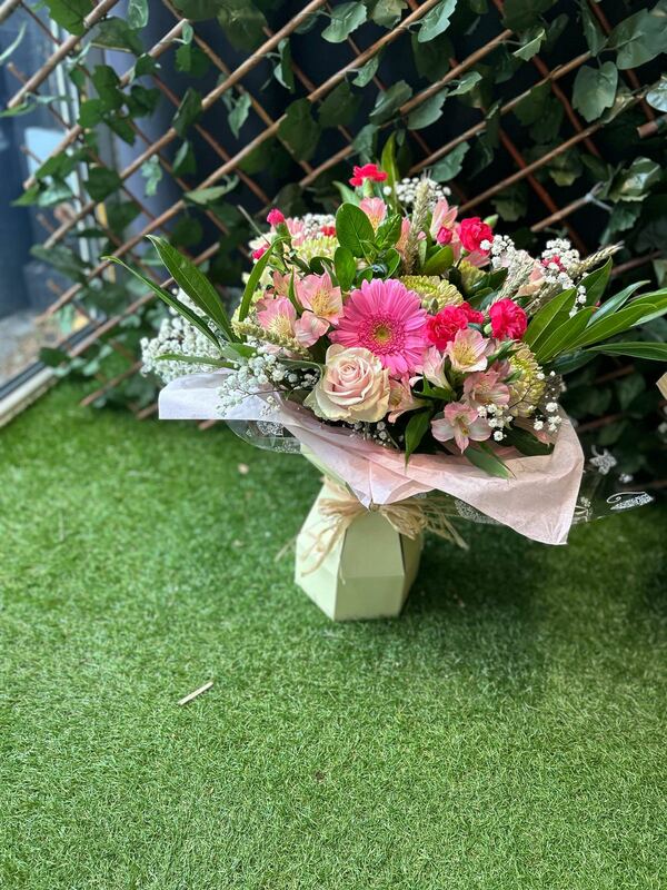 Flowers delivered to customer