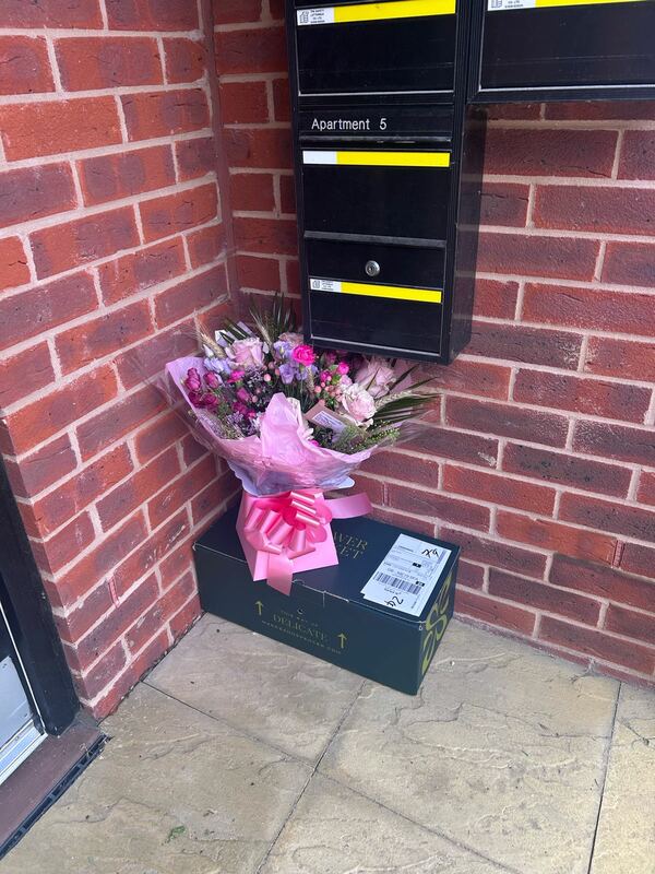 Flowers delivered to customer