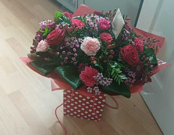 Flowers delivered to customer