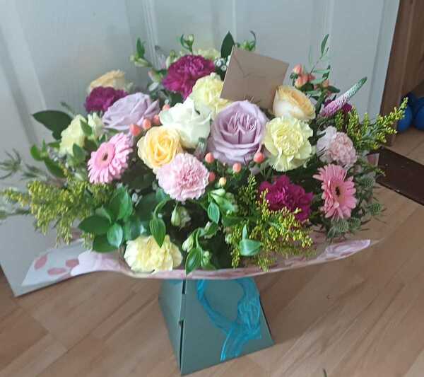 Flowers delivered to customer
