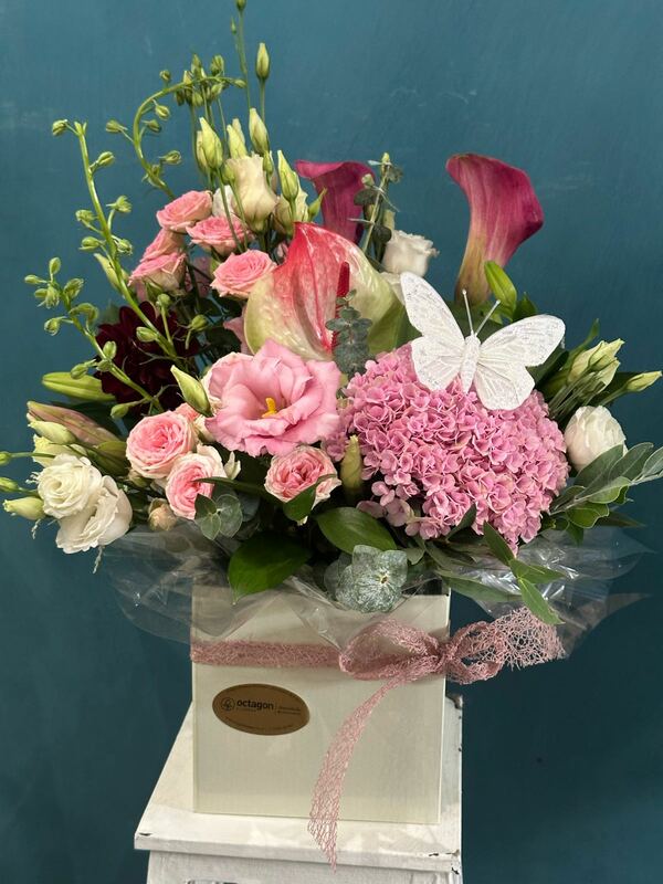 Flowers delivered to customer