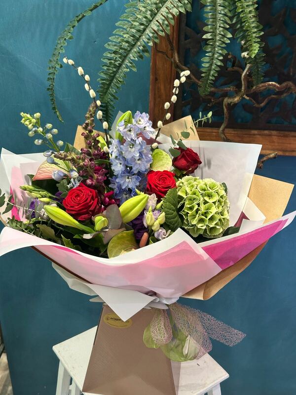 Flowers delivered to customer