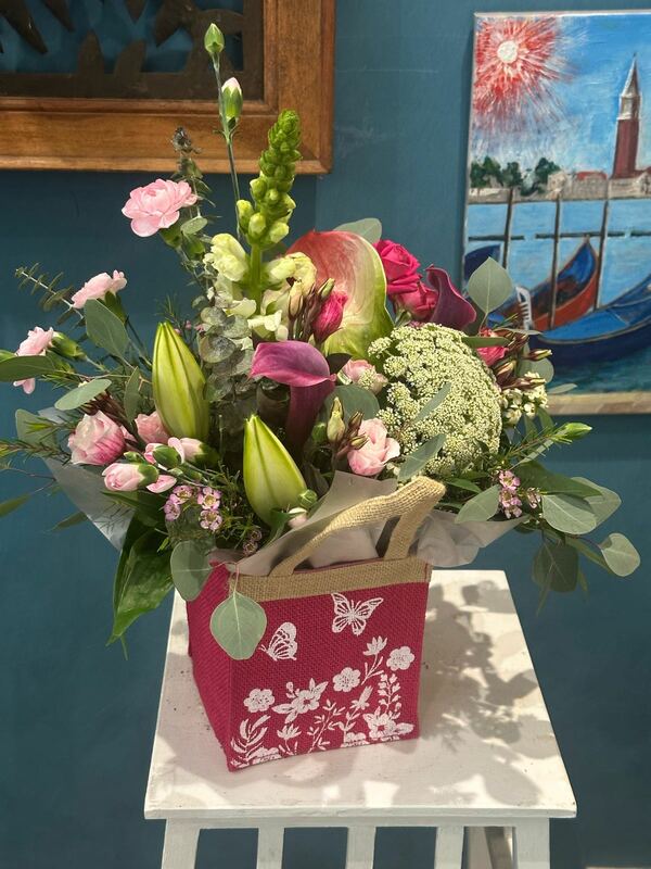 Flowers delivered to customer