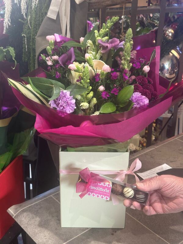 Flowers delivered to customer