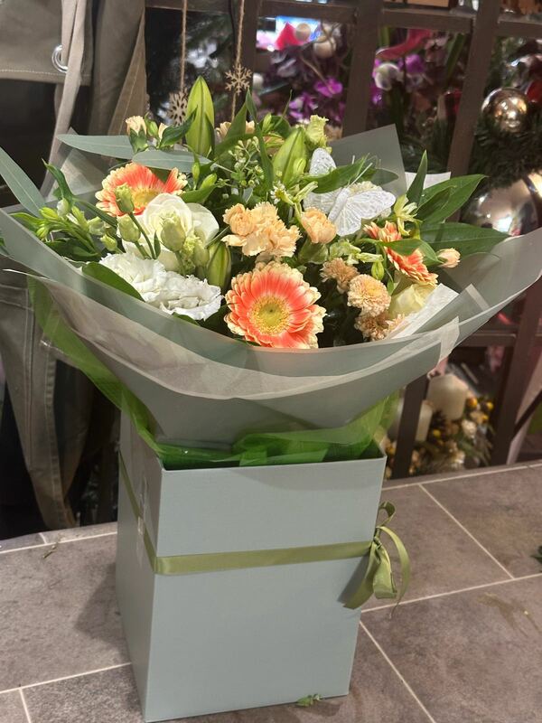 Flowers delivered to customer