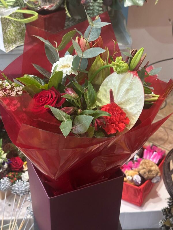 Flowers delivered to customer