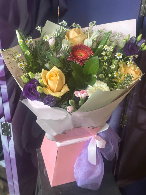 Flowers delivered to customer