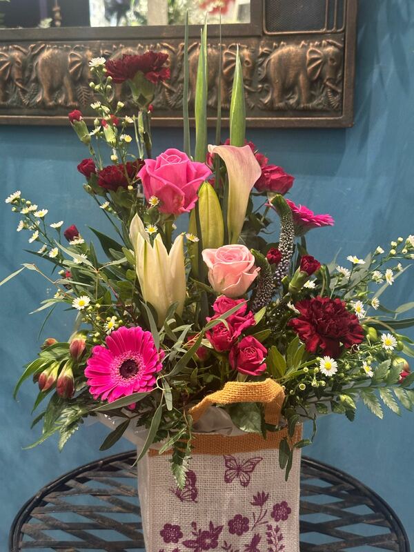 Flowers delivered to customer