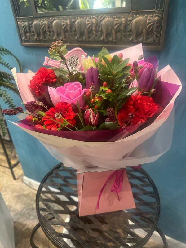 Flowers delivered to customer