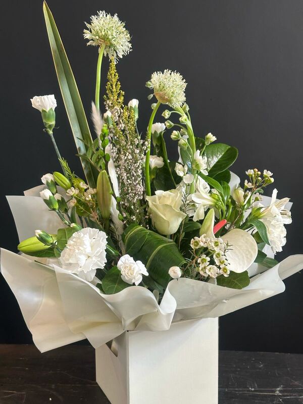 Flowers delivered to customer