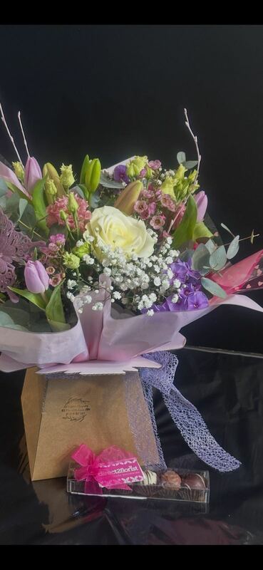 Flowers delivered to customer