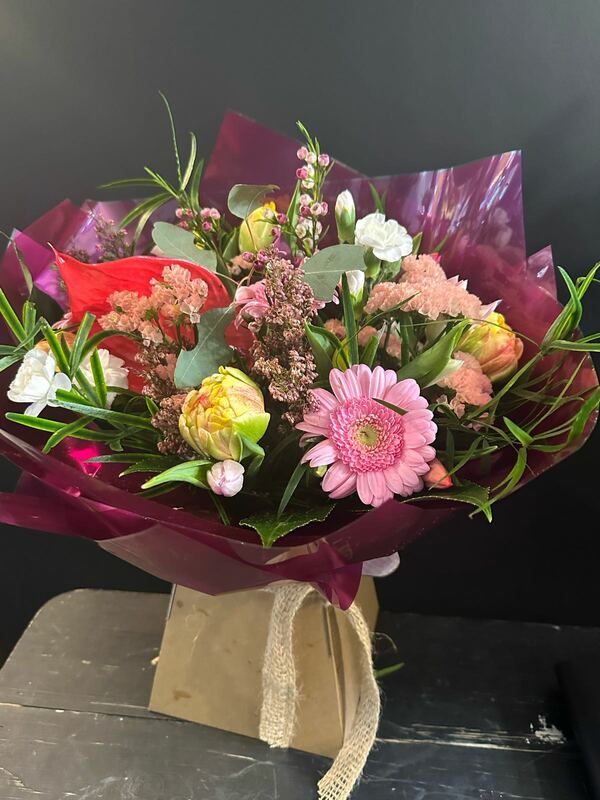 Flowers delivered to customer